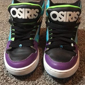 Unisex Osiris Shoes Size 9: New Condition